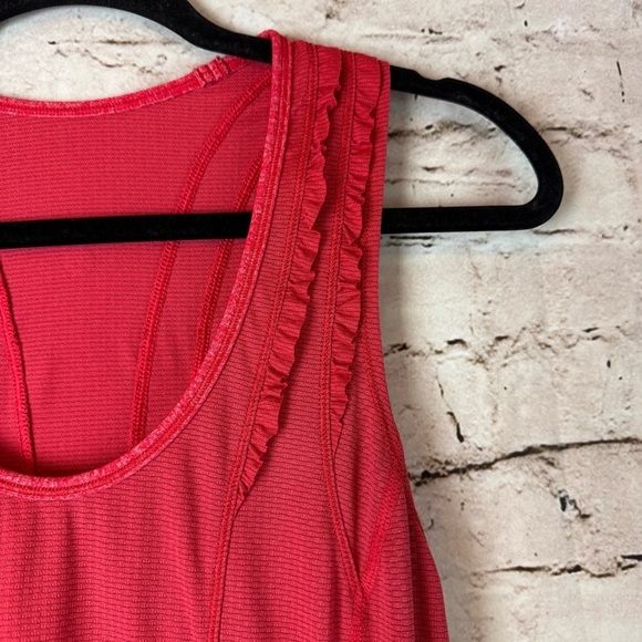 Lululemon Women's Mind Over Matter Tank Top Size 4 Tango Red Cinch Ruffles - Picture 2 of 8